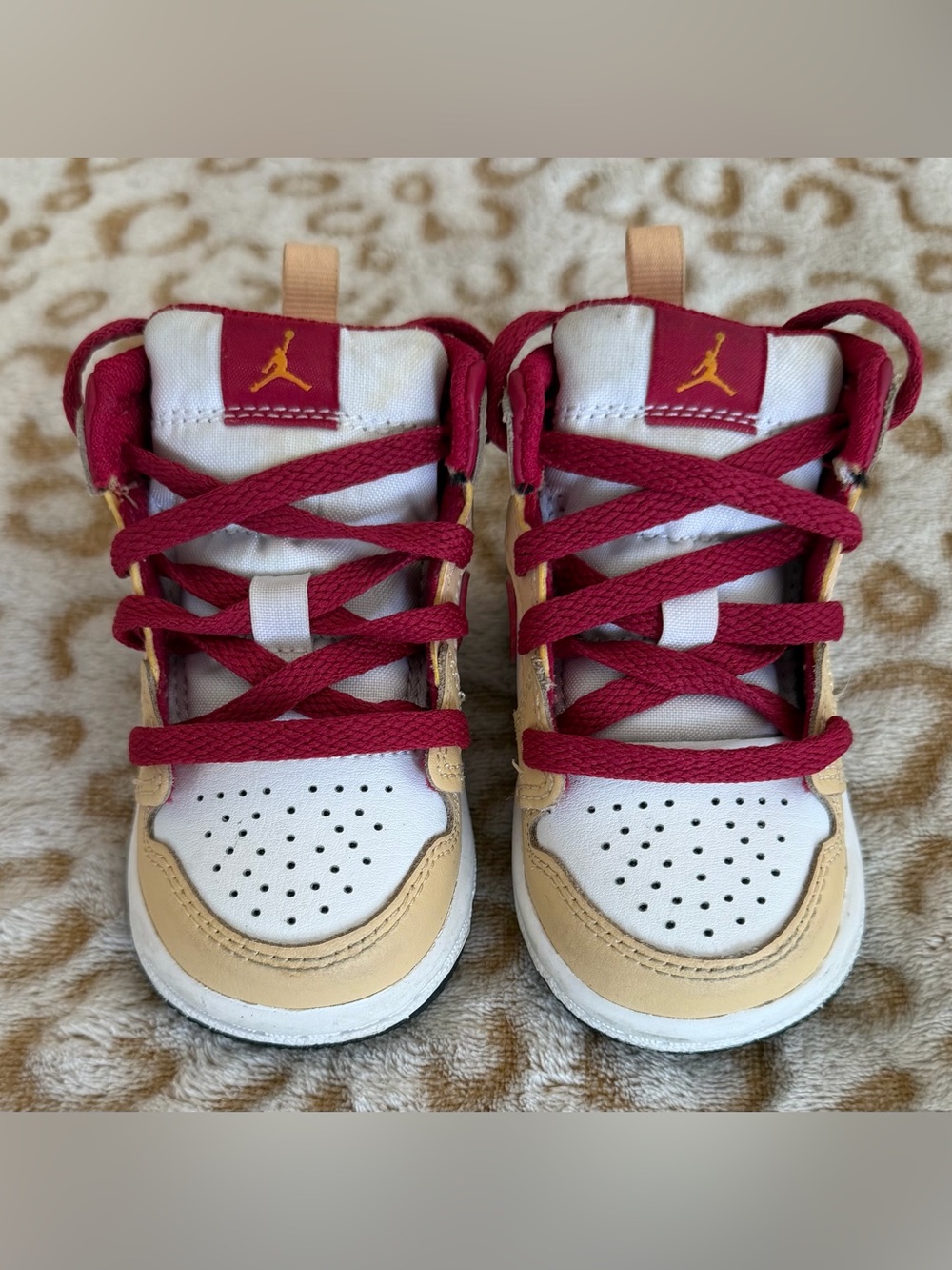 Air Jordan 1 Mid Toddler Light Curry Cardinal
Red 640735-201 Size: 4C - Picture 2 of 10